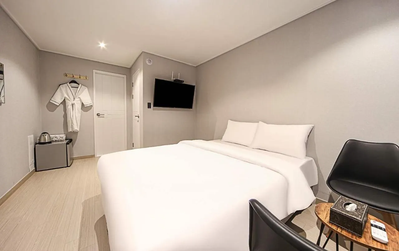 Busan Station Hotel 26