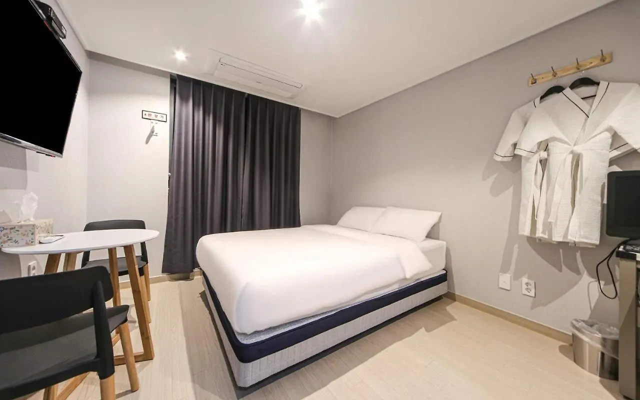 Busan Station Hotel 26